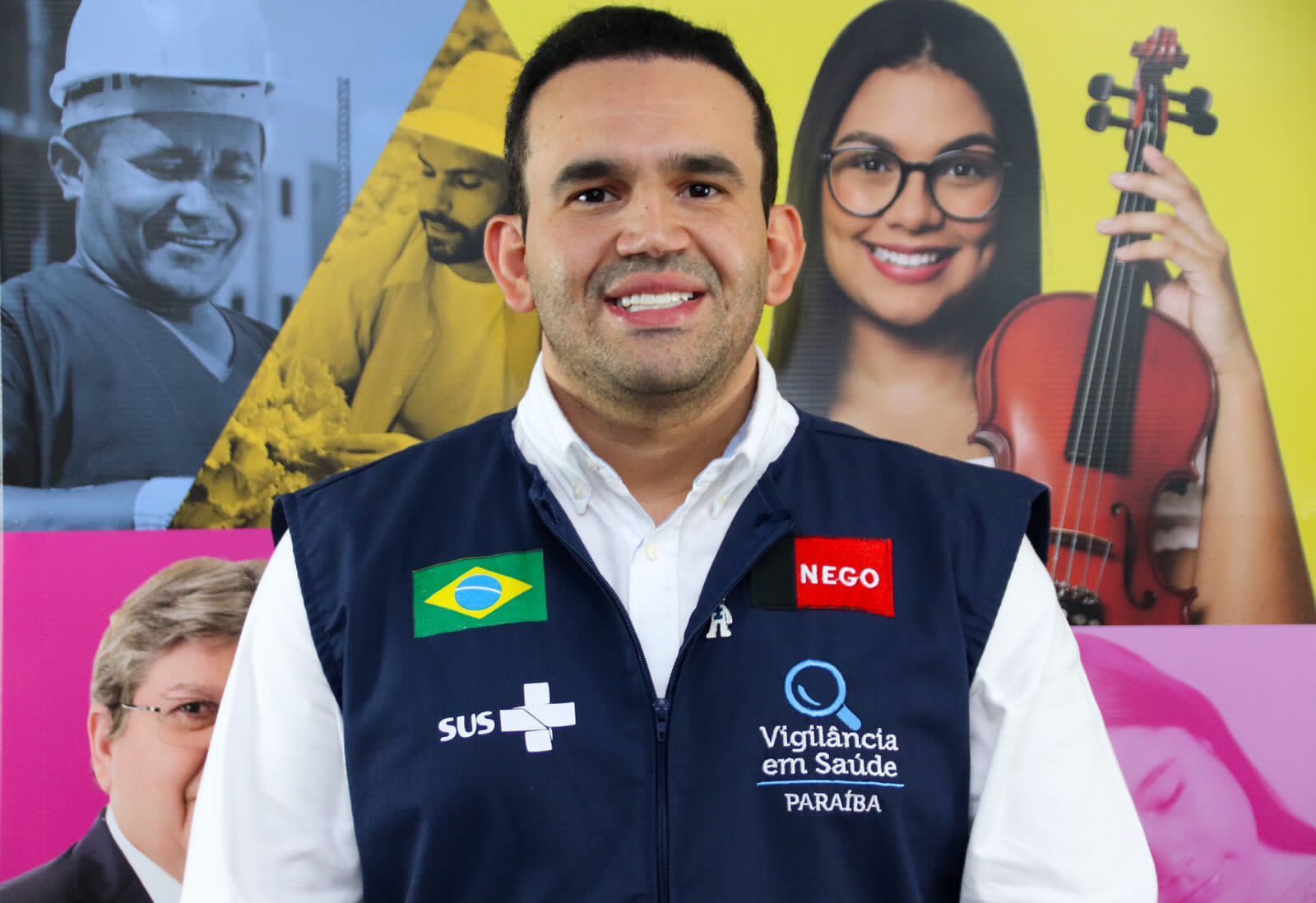Com um olhar humano e atento as necessidades dos paraibanos, Jhony é atencioso e discreto, mas a sua popularidade tem ganhado notoriedade, e o Secretário, que não para um instante de trabalhar com ações importantes na pasta que responde, tem conquistado o coração da população do Estado.